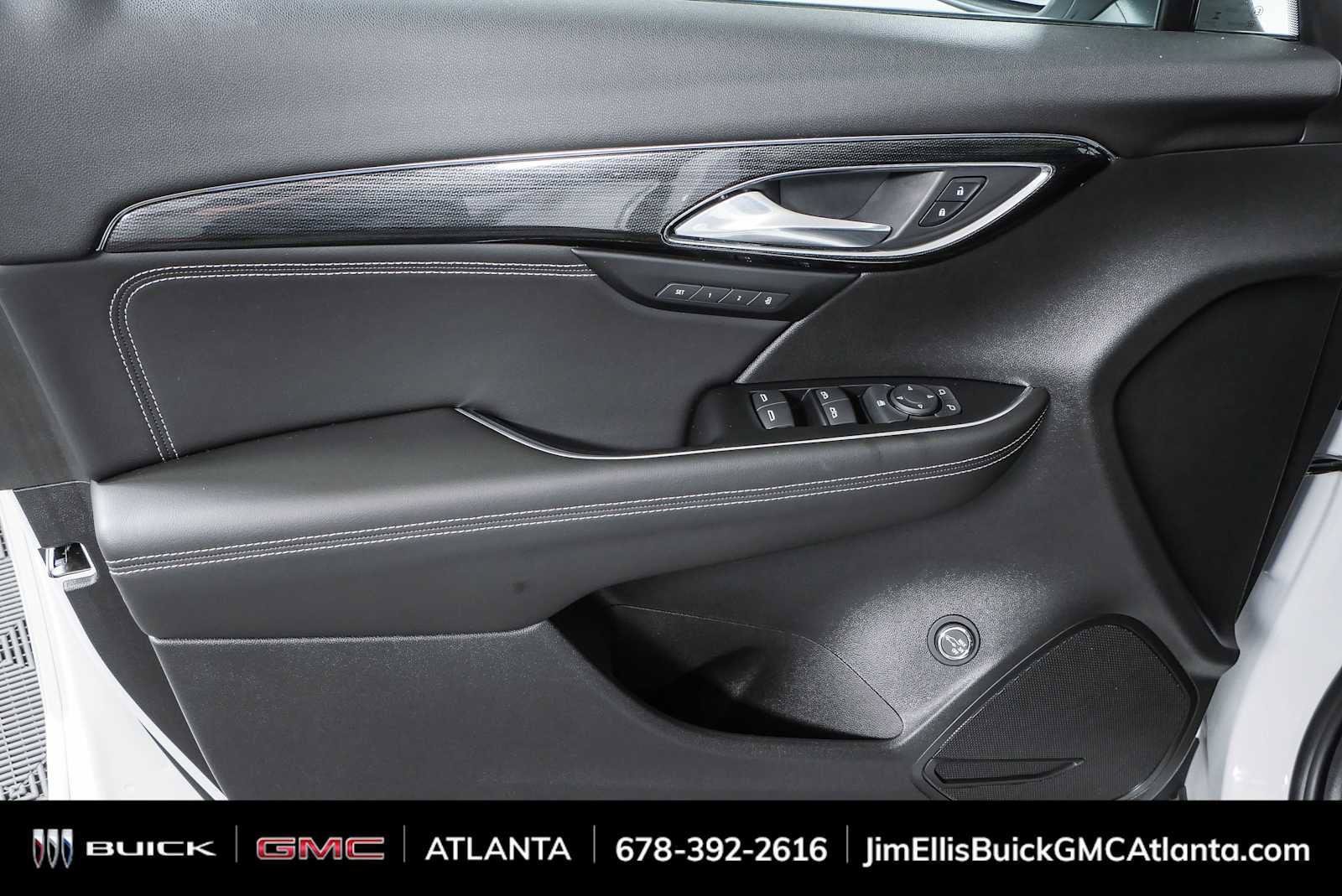 Used 2023 Buick Envision Essence w/ Sport Touring Package AWD/4WD image 6