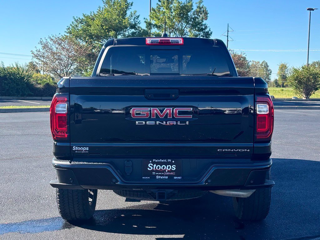 Used 2024 GMC Canyon Denali AWD/4WD image 6