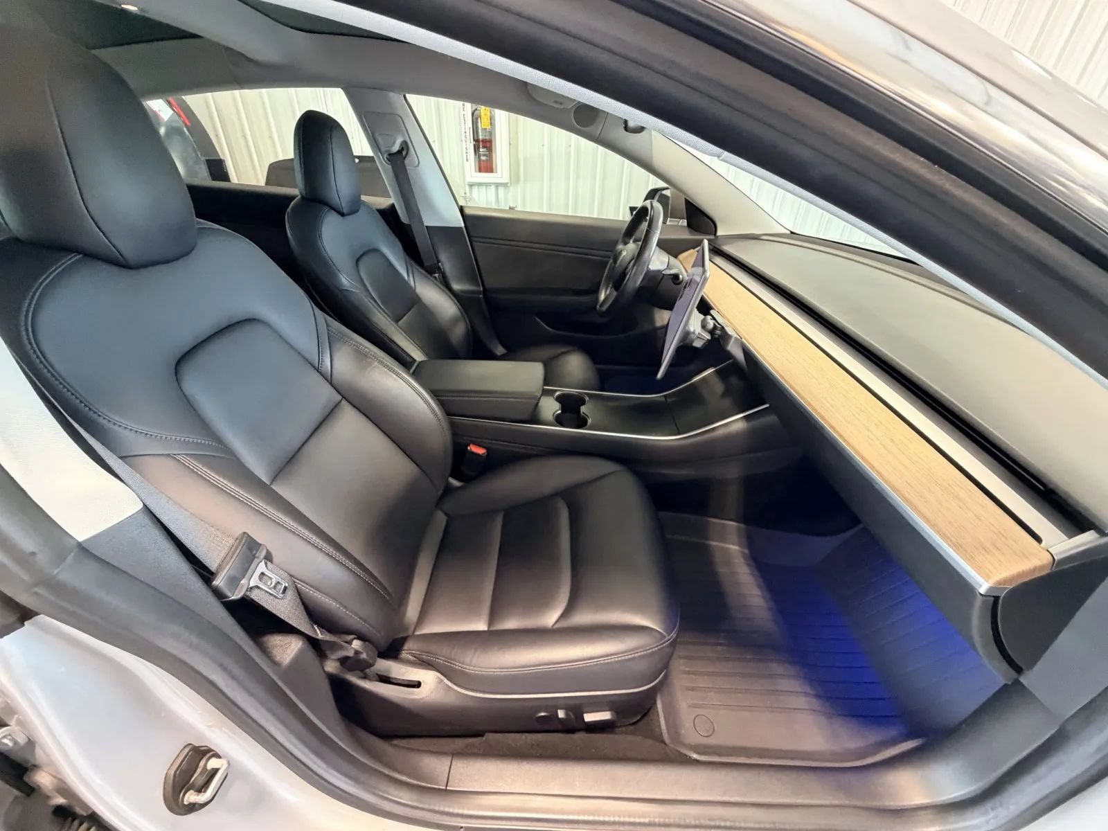 Used 2018 Tesla Model 3 Performance AWD/4WD image 27