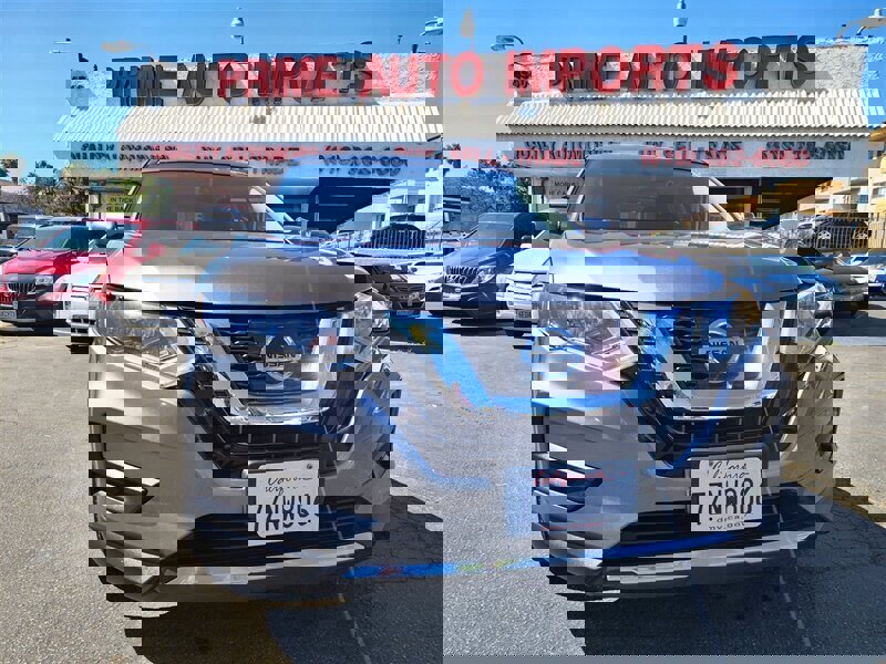 Used 2017 Nissan Rogue S image 26