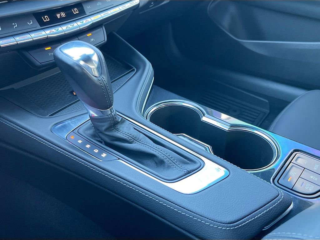 Used 2025 Cadillac CT4 Luxury image 17