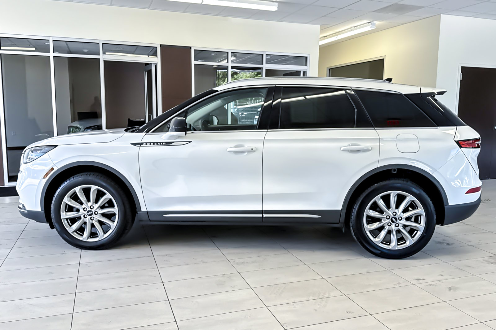 Certified 2022 Lincoln Corsair AWD w/ Premium Package image 7