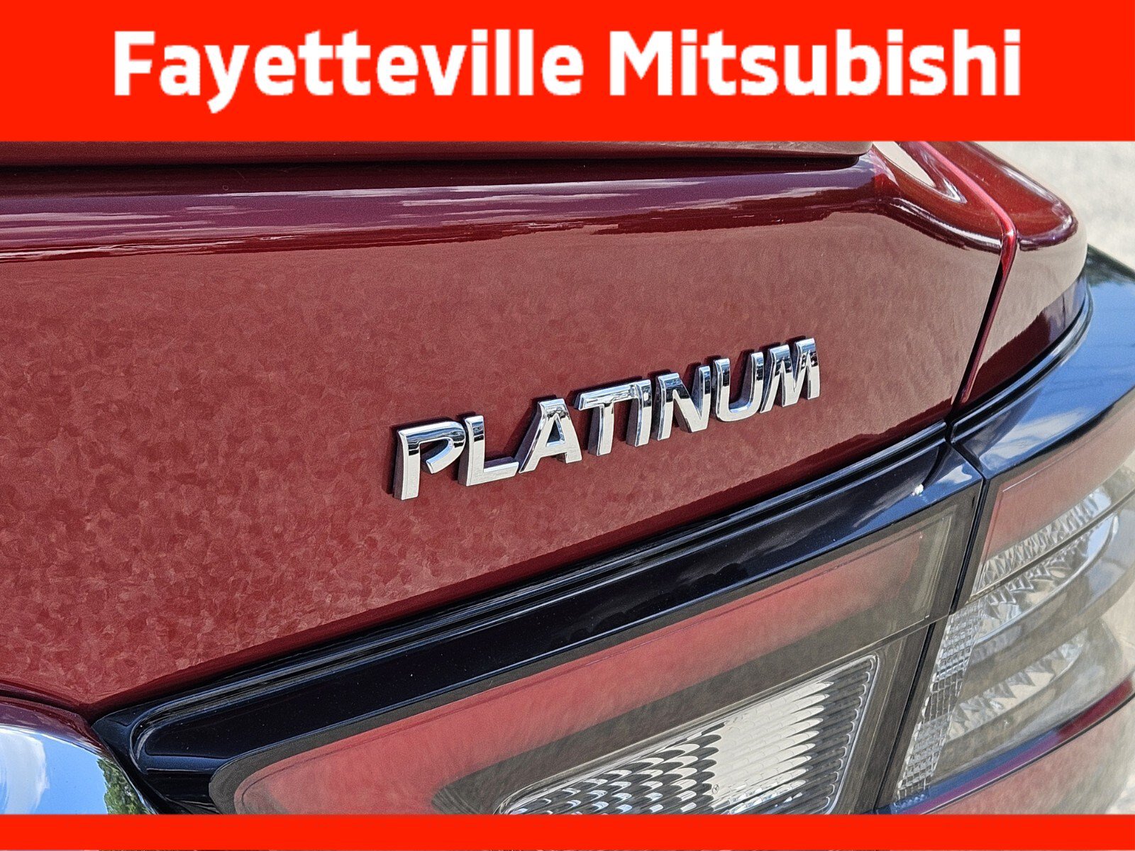 Used 2023 Nissan Maxima Platinum w/ Sport Mat Group FWD image 17