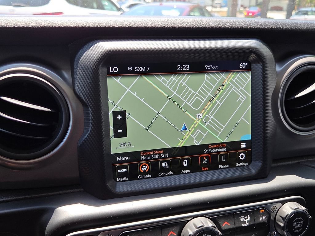 Used 2021 Jeep Gladiator Sport AWD/4WD image 25