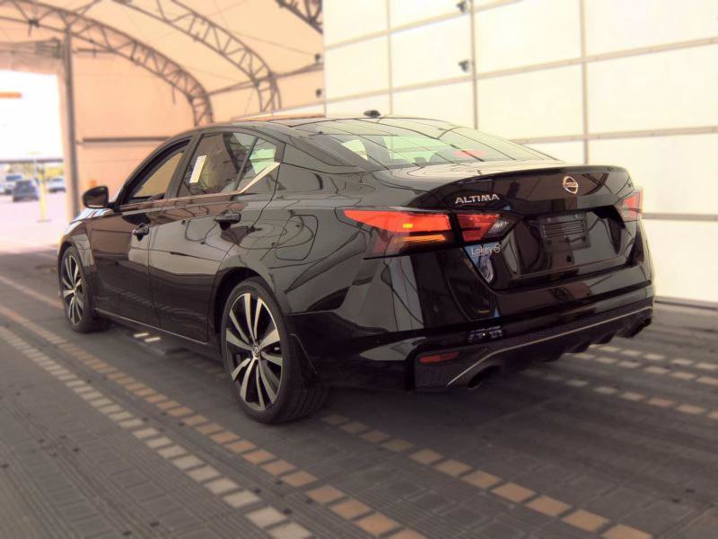 Used 2020 Nissan Altima 2.5 SR FWD image 3