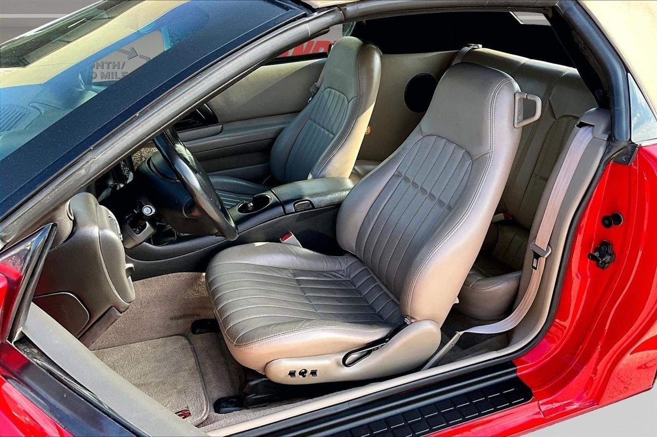 Used 2001 Chevrolet Camaro Z28 w/ SS Performance/Appearance Pkg RWD image 20