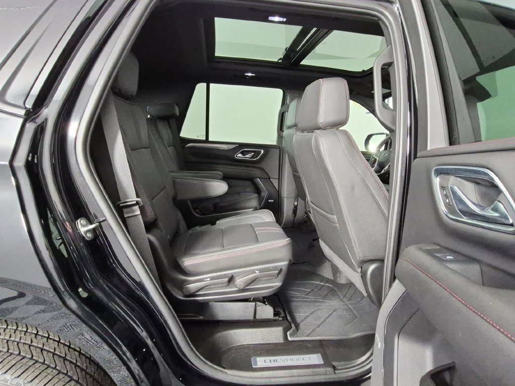 Used 2024 Chevrolet Tahoe RST w/ Luxury Package AWD/4WD image 36