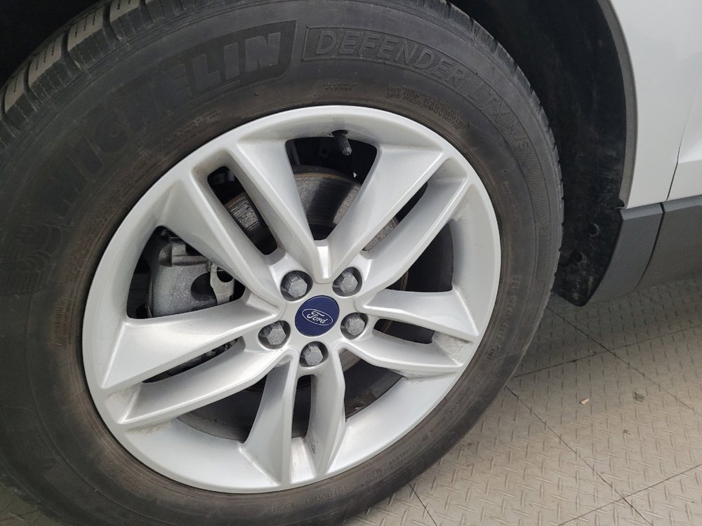 Used 2016 Ford Edge SEL w/ Equipment Group 201A image 31