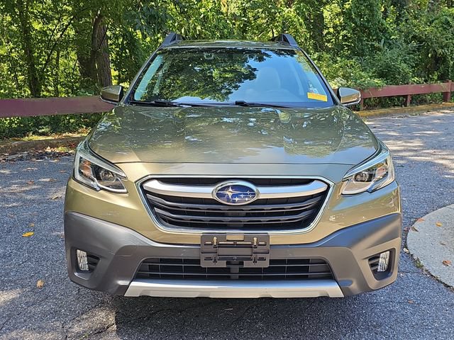 Certified 2022 Subaru Outback Limited AWD/4WD image 3