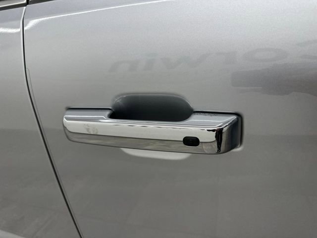 Certified 2023 Ford F150 Lariat w/ Equipment Group 502A High image 10