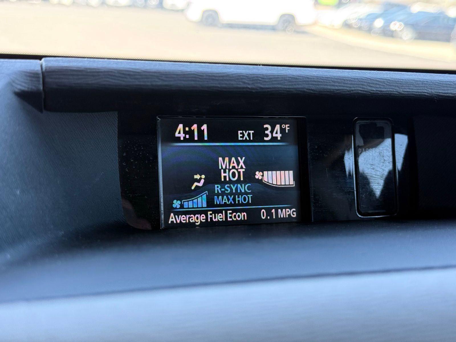 Used 2013 Toyota Sienna XLE w/ Premium Pkg image 43