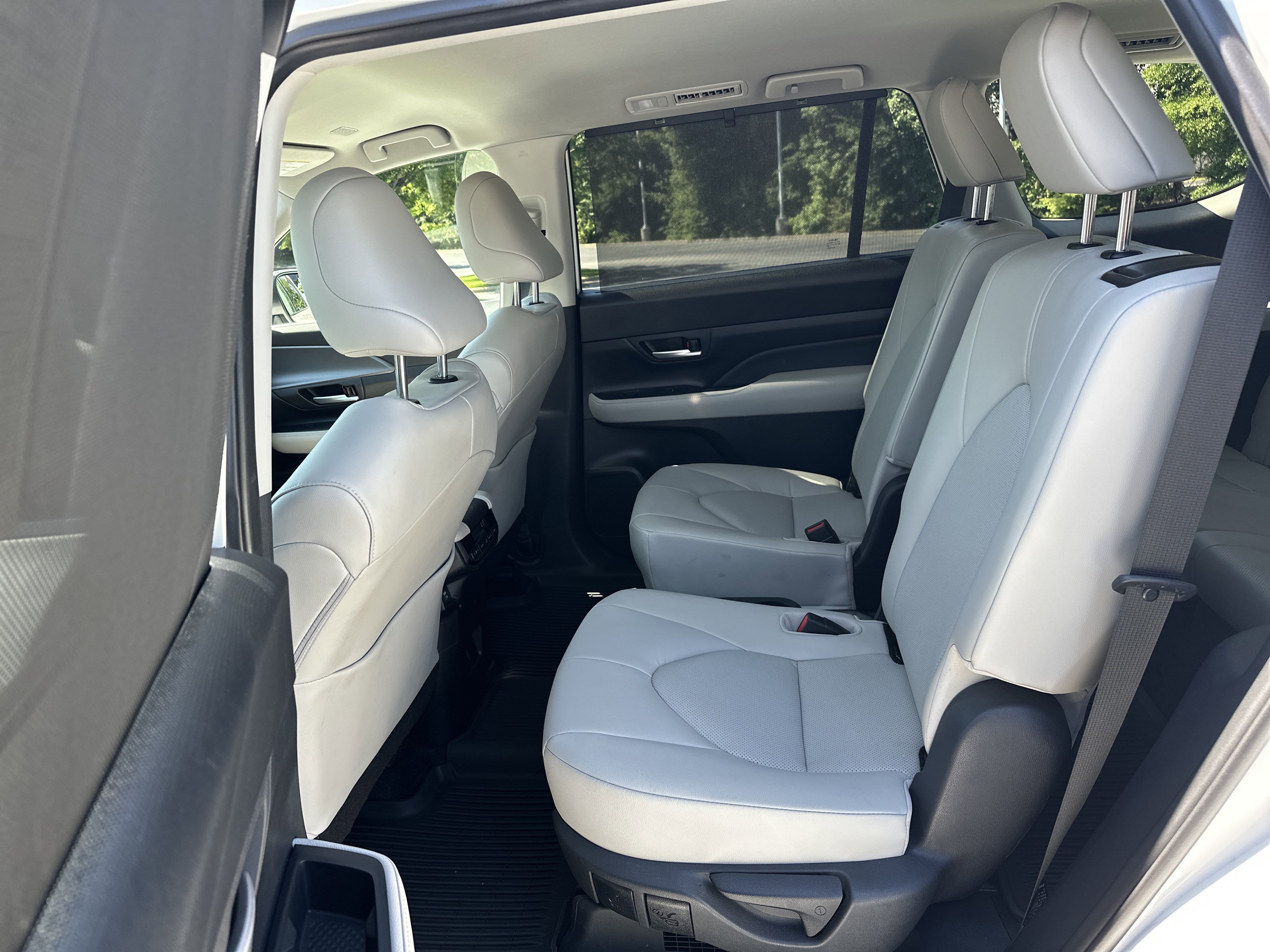 Certified 2024 Toyota Grand Highlander AWD Hybrid image 31