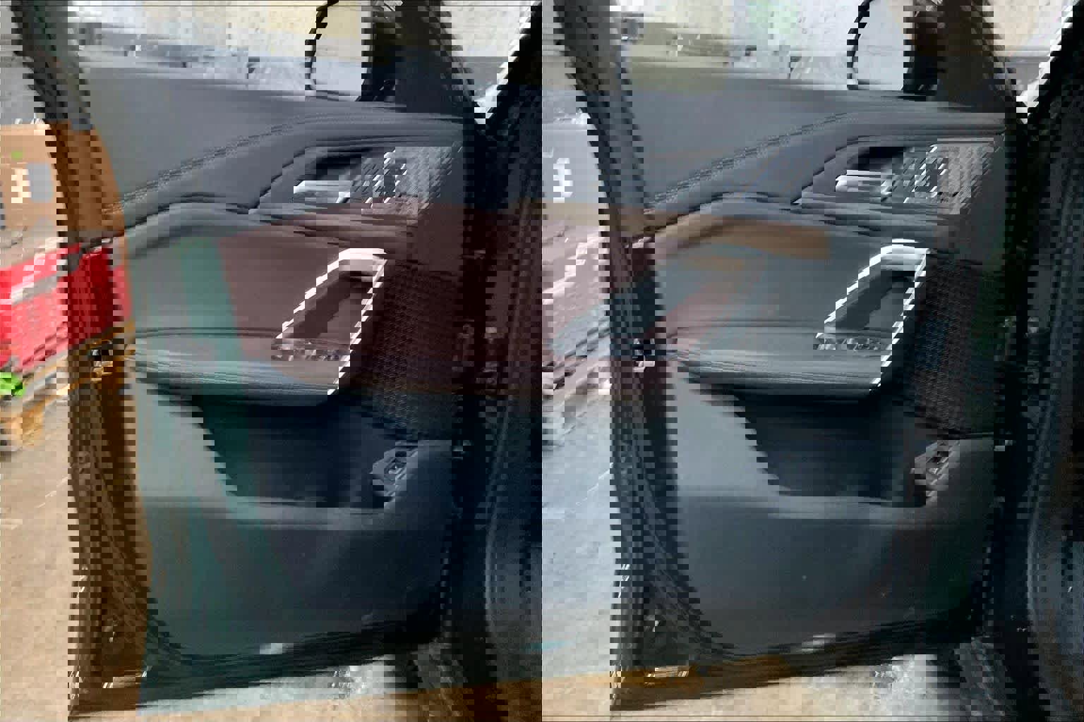 Used 2025 BMW X1 xDrive28i w/ Convenience Package image 25