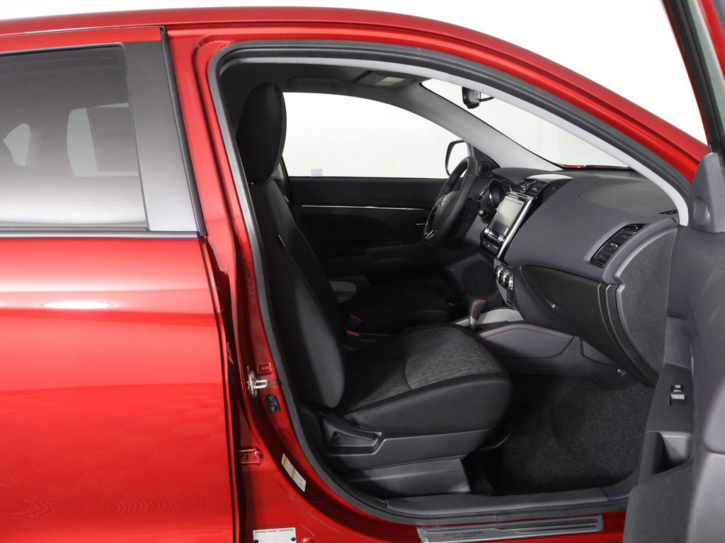 New 2027 Mitsubishi Outlander Sport LE FWD image 26