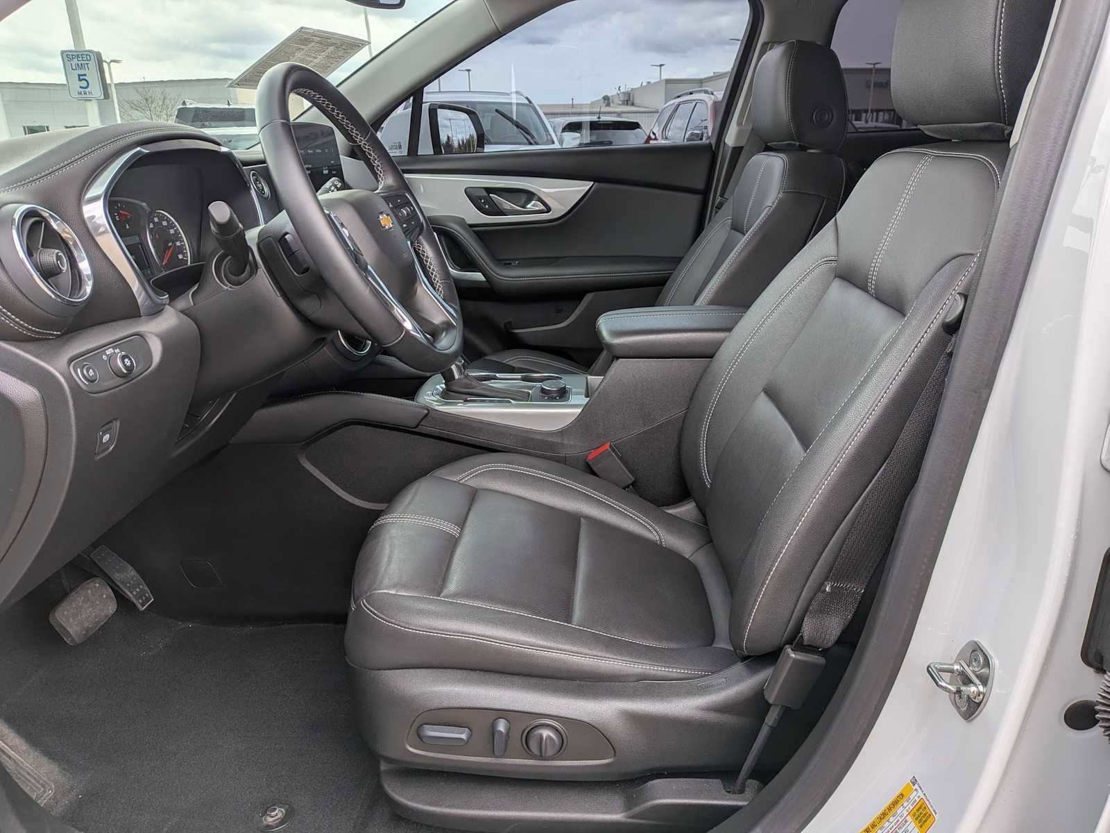 Used 2023 Chevrolet Blazer LT AWD/4WD image 15