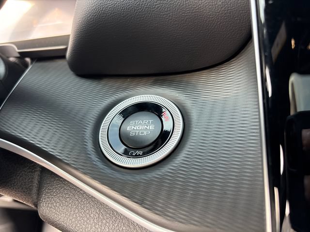 New 2026 Jeep Grand Cherokee Laredo X AWD/4WD image 18