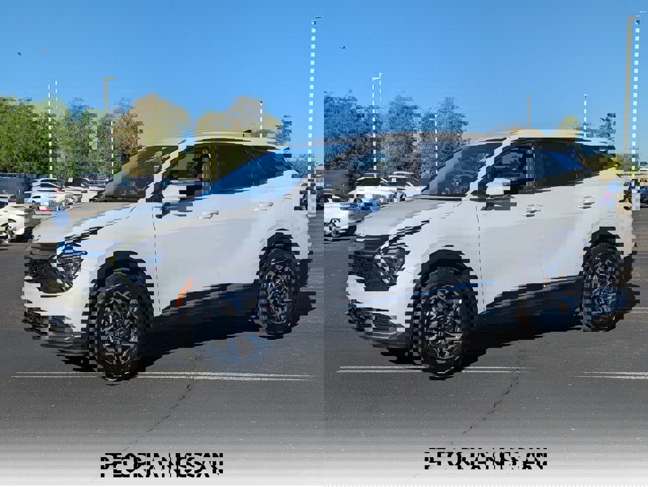 Used 2024 Kia Sportage LX image 1