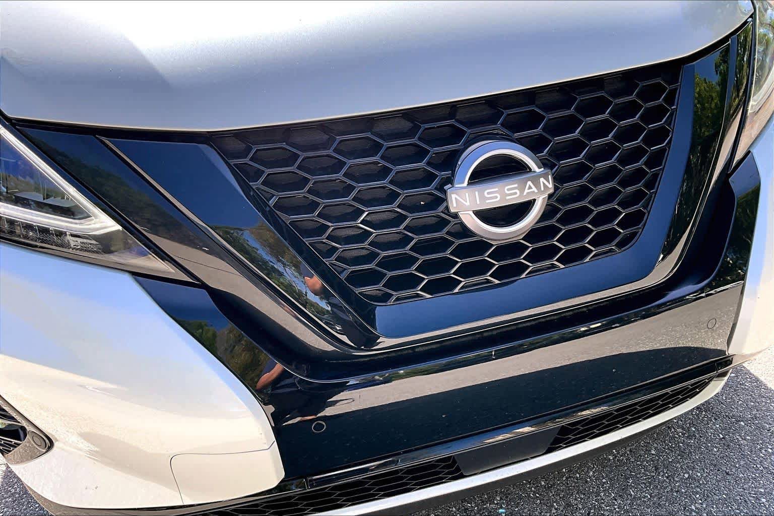 Used 2024 Nissan Murano SV w/ SV Midnight Edition Package image 30