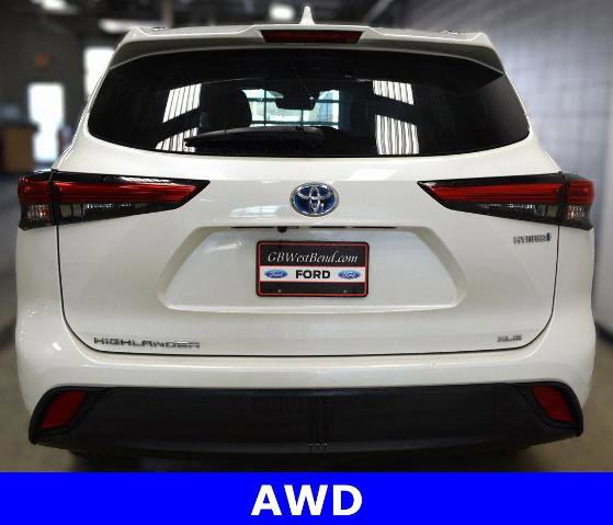 Used 2020 Toyota Highlander XLE AWD/4WD image 5