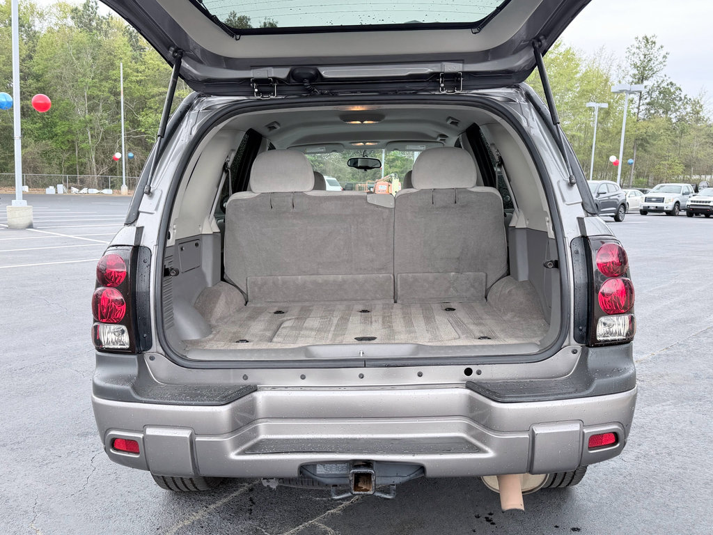 Used 2008 Chevrolet TrailBlazer 2WD w/ Smoker's Package image 9