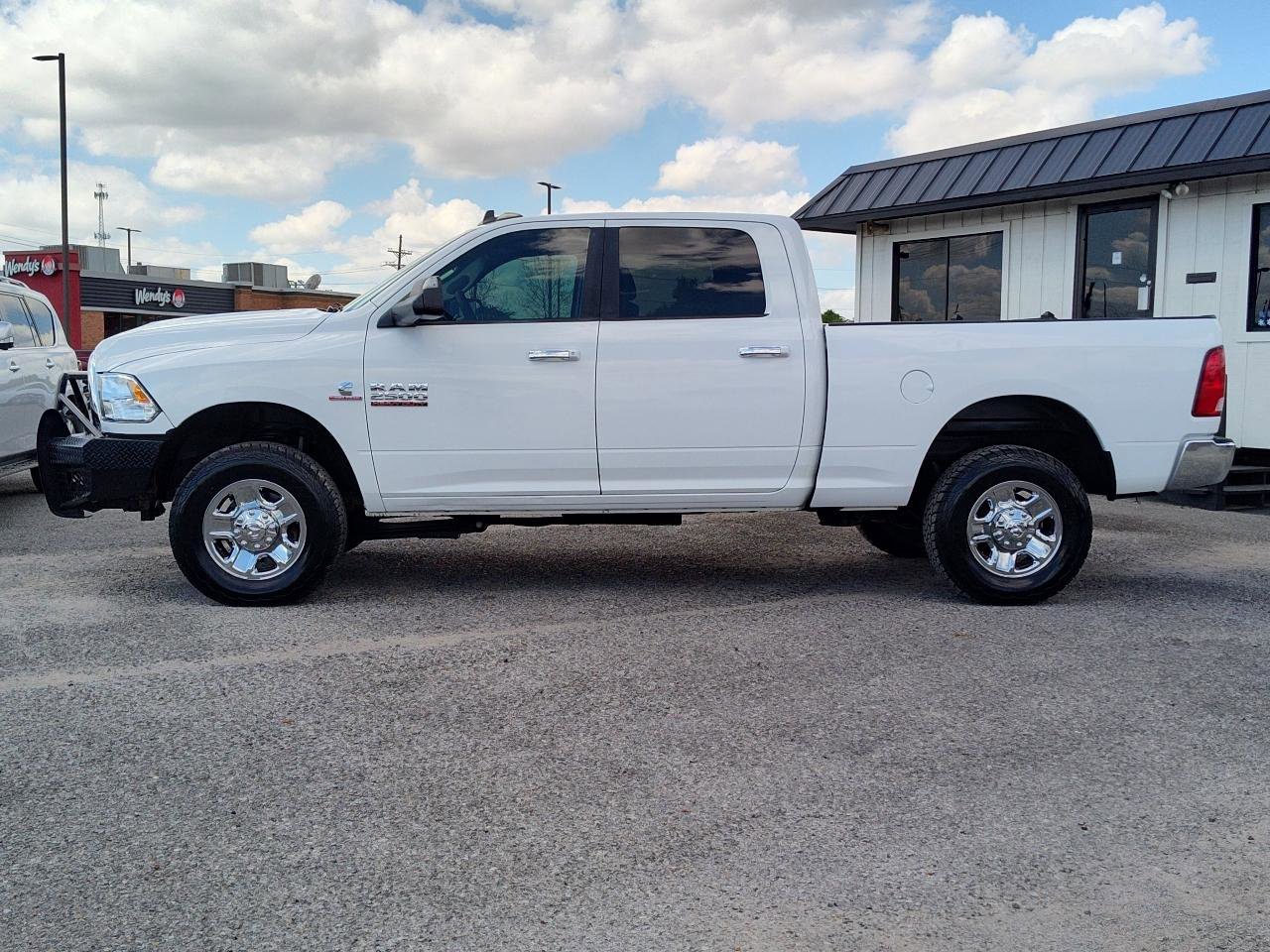Used 2017 RAM 2500 SLT w/ Snow Chief Group image 3