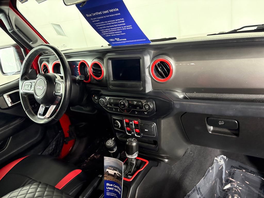 Used 2019 Jeep Wrangler Unlimited Sahara image 36