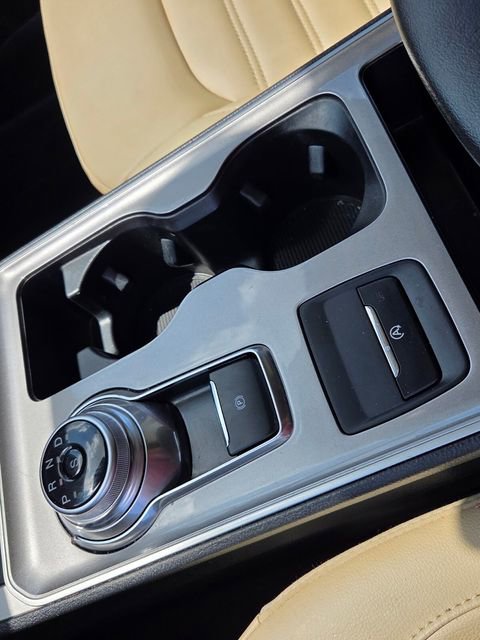 Certified 2024 Ford Edge SEL w/ Convenience Package image 15