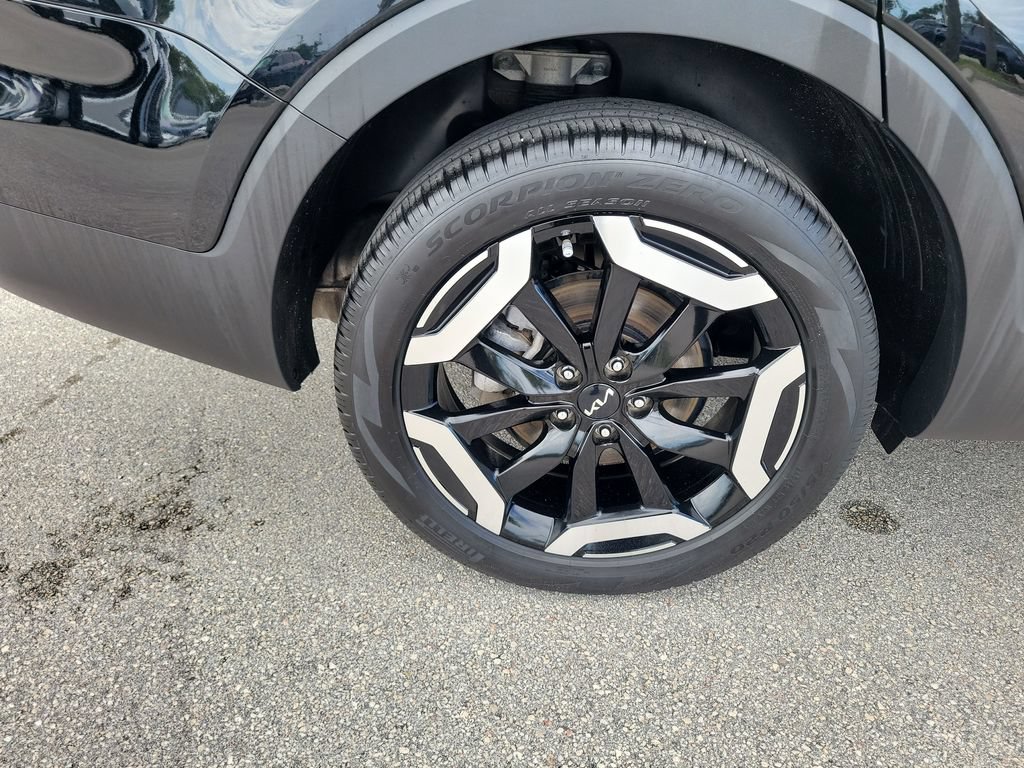 Used 2025 Kia Telluride S AWD/4WD image 32