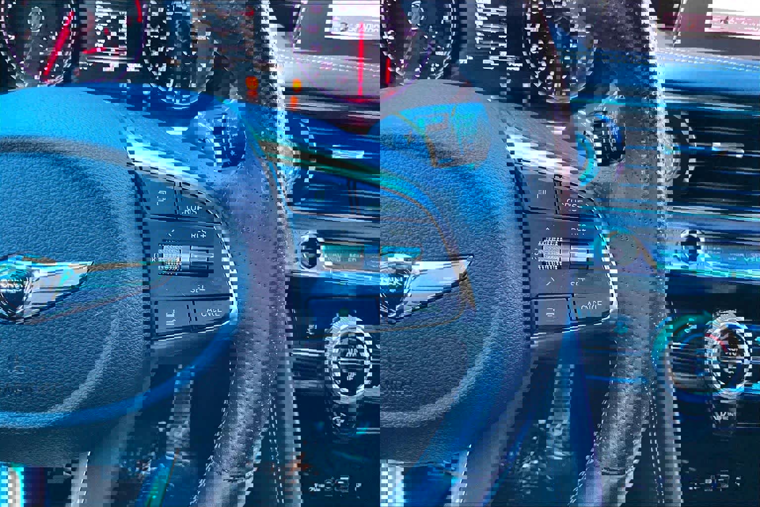 Used 2019 Genesis G70 2.0T Advanced w/ Sport Package image 25