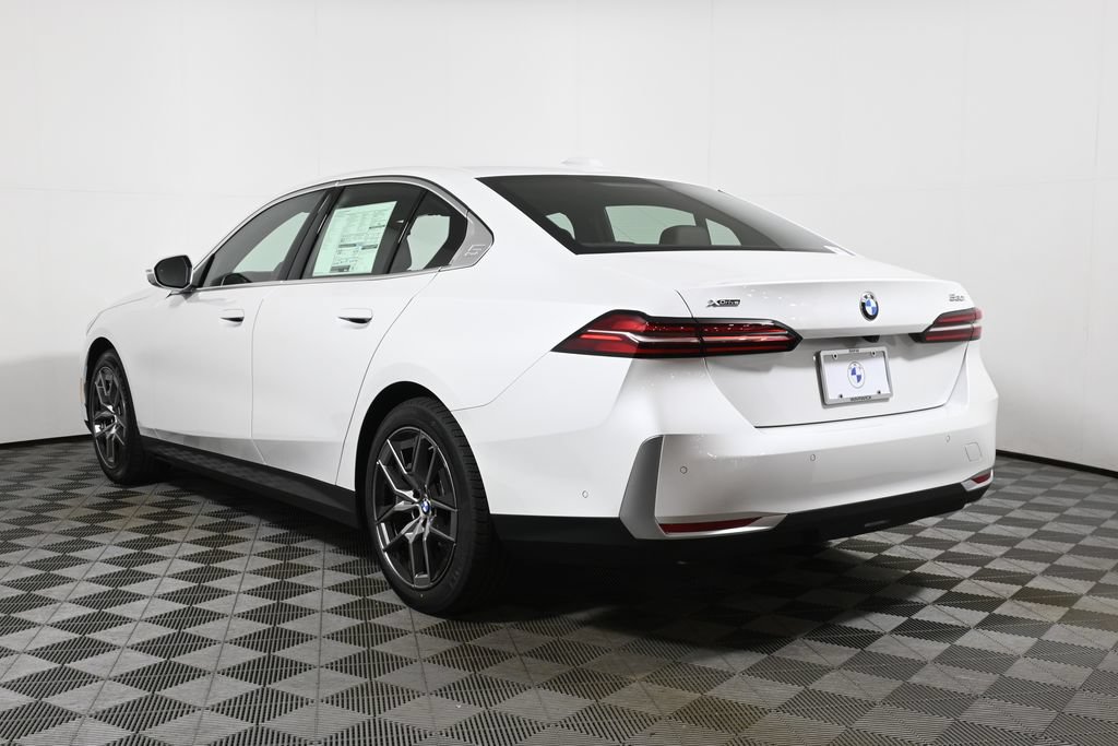 New 2027 BMW 530i xDrive w/ Premium Package AWD/4WD image 5