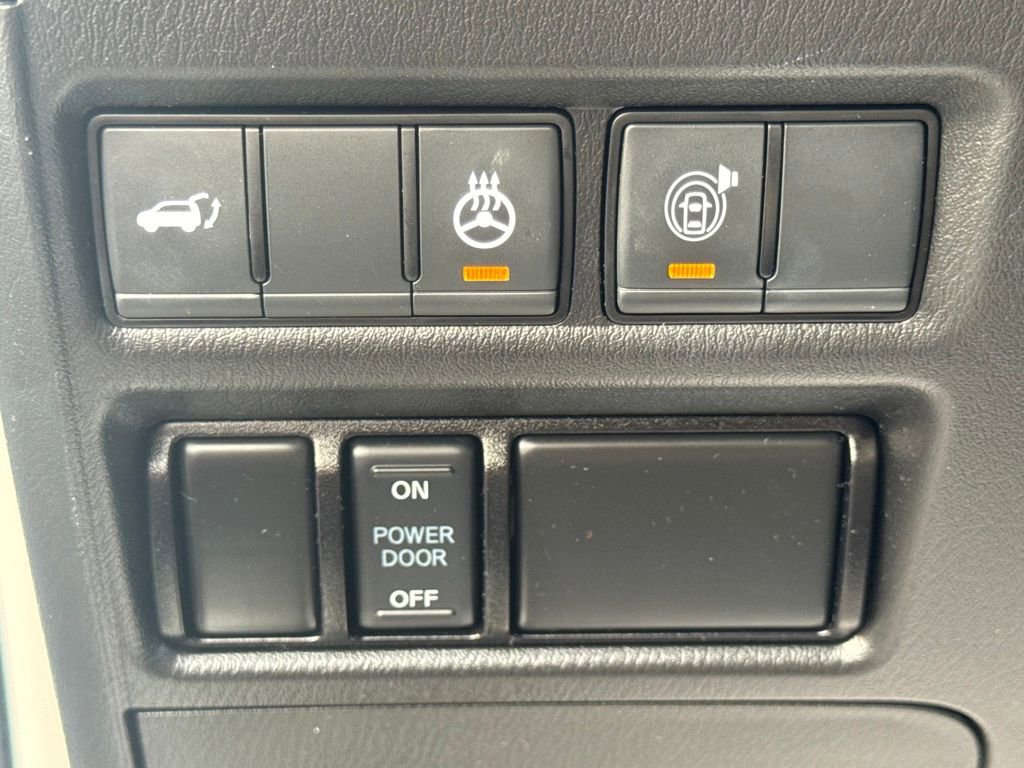 Used 2023 Nissan Armada SL w/ Captain's Chairs Package image 33