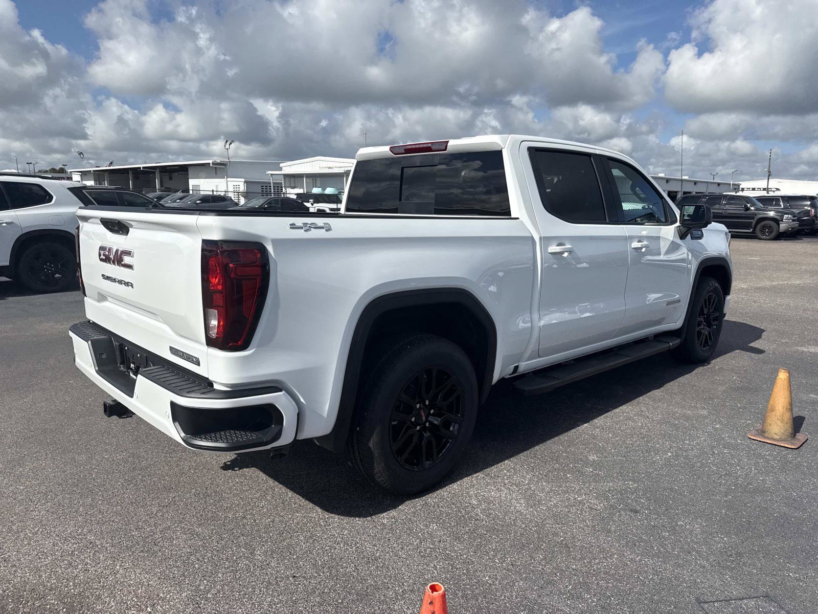 New 2026 GMC Sierra 1500 Elevation w/ Elevation Premium Package AWD/4WD image 3