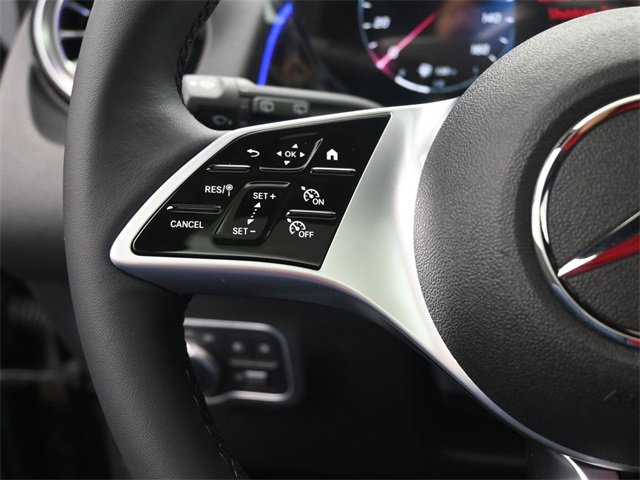 New 2025 Mercedes-Benz GLB 250 image 28