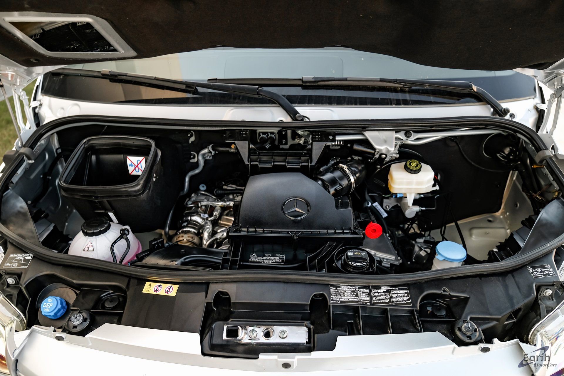 Used 2023 Mercedes-Benz Sprinter 3500 w/ Parking Package image 3