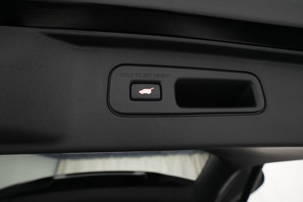 Certified 2024 Honda Pilot Elite image 15