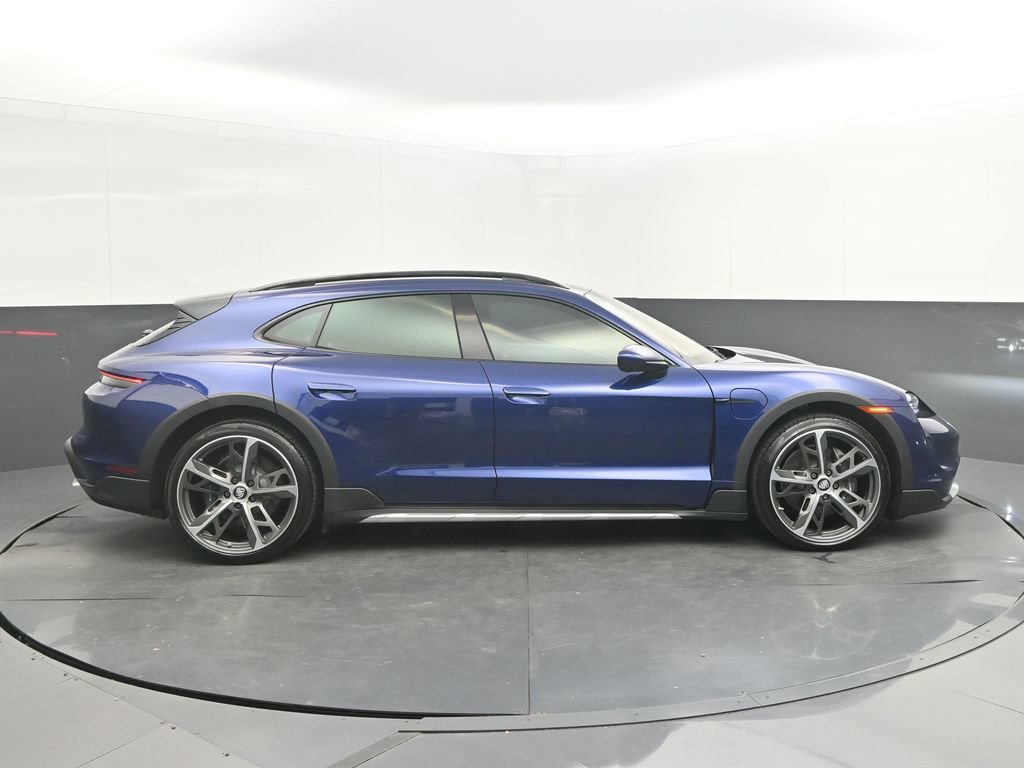 Certified 2023 Porsche Taycan 4 Cross Turismo AWD/4WD image 8