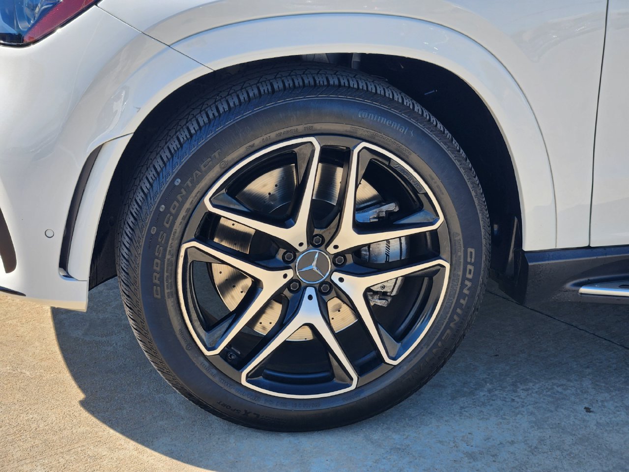 Used 2023 Mercedes-Benz GLE 53 AMG 4MATIC image 11