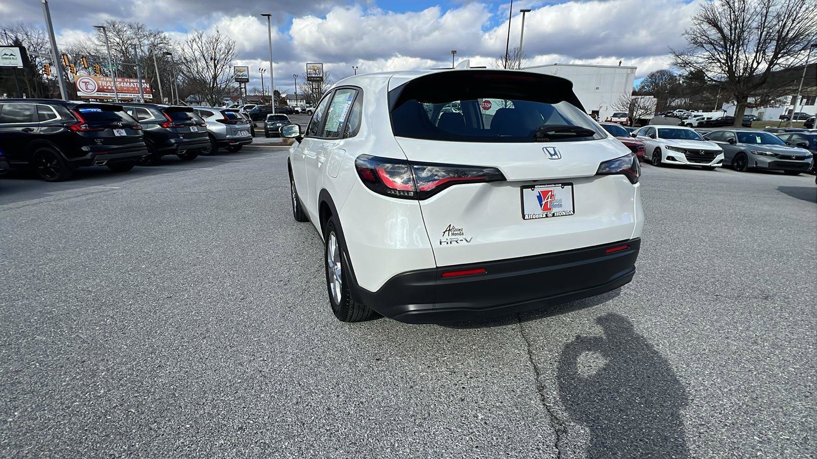 Certified 2025 Honda HR-V LX image 6