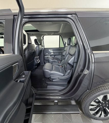 New 2025 Ford Expedition Max Platinum w/ Driver's Package AWD/4WD image 9