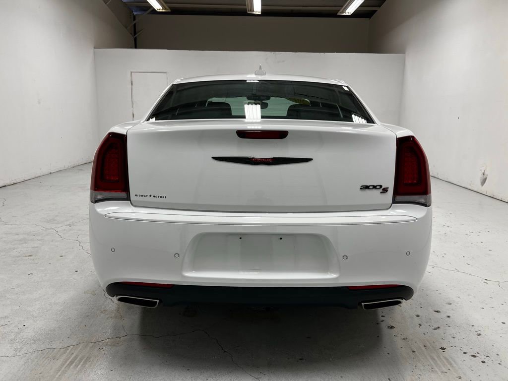 Used 2023 Chrysler 300 S image 9