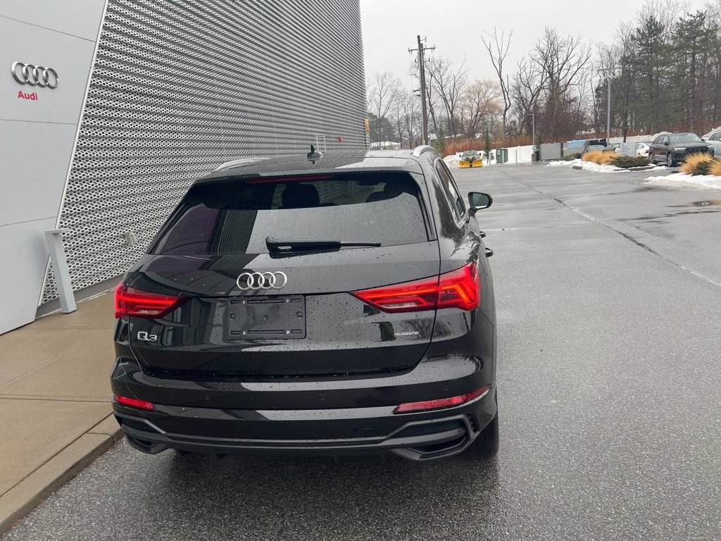 Used 2023 Audi Q3 2.0T Premium image 30