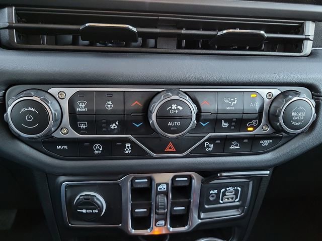 New 2025 Jeep Wrangler Sahara image 16