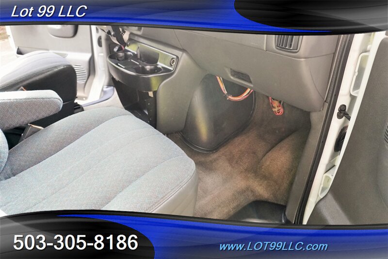 Used 2002 Chevrolet Express 3500 Extended Passenger w/ LS Preferred Equipment Group RWD image 24