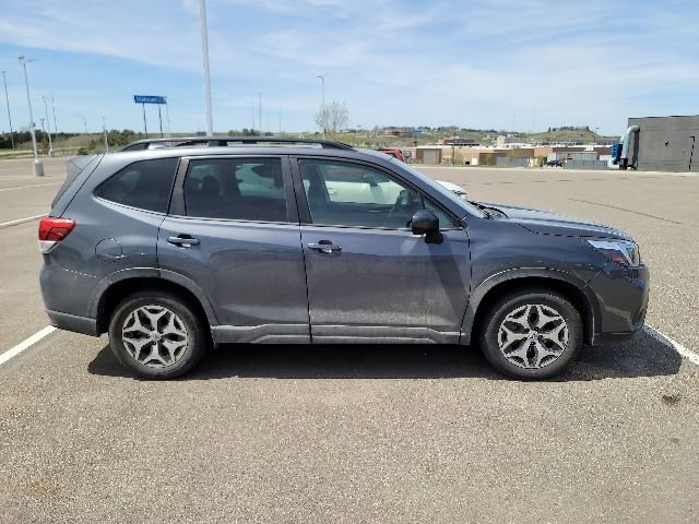 Used 2021 Subaru Forester Premium w/ Popular Package #1 AWD/4WD image 8