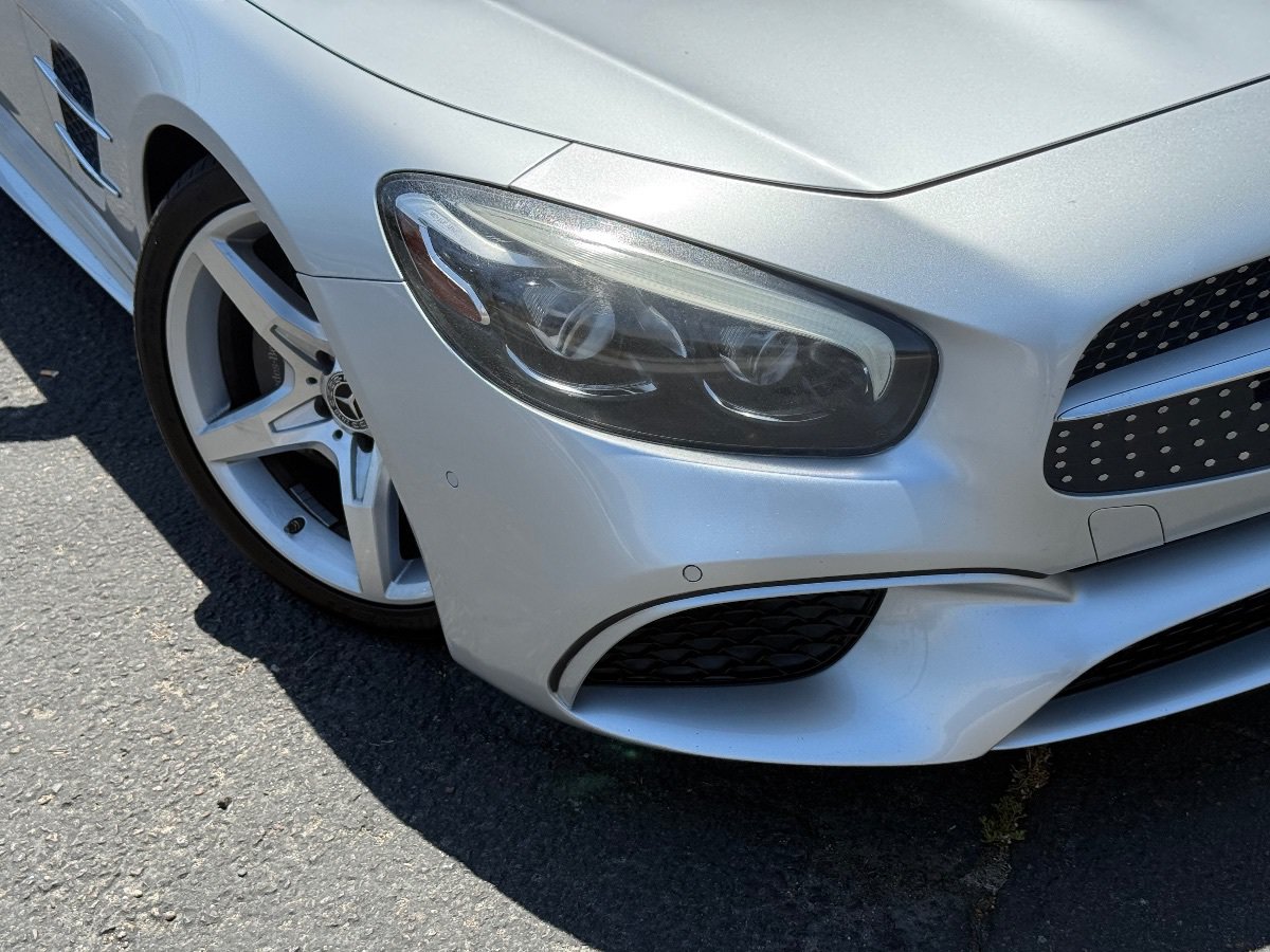Used 2017 Mercedes-Benz SL 550 w/ Driver Assistance Package image 5