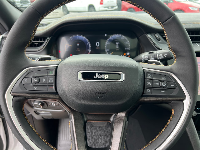 New 2026 Jeep Grand Cherokee Limited AWD/4WD image 15