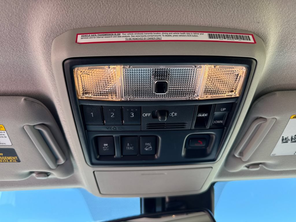 Used 2024 Toyota 4Runner Limited AWD/4WD image 19