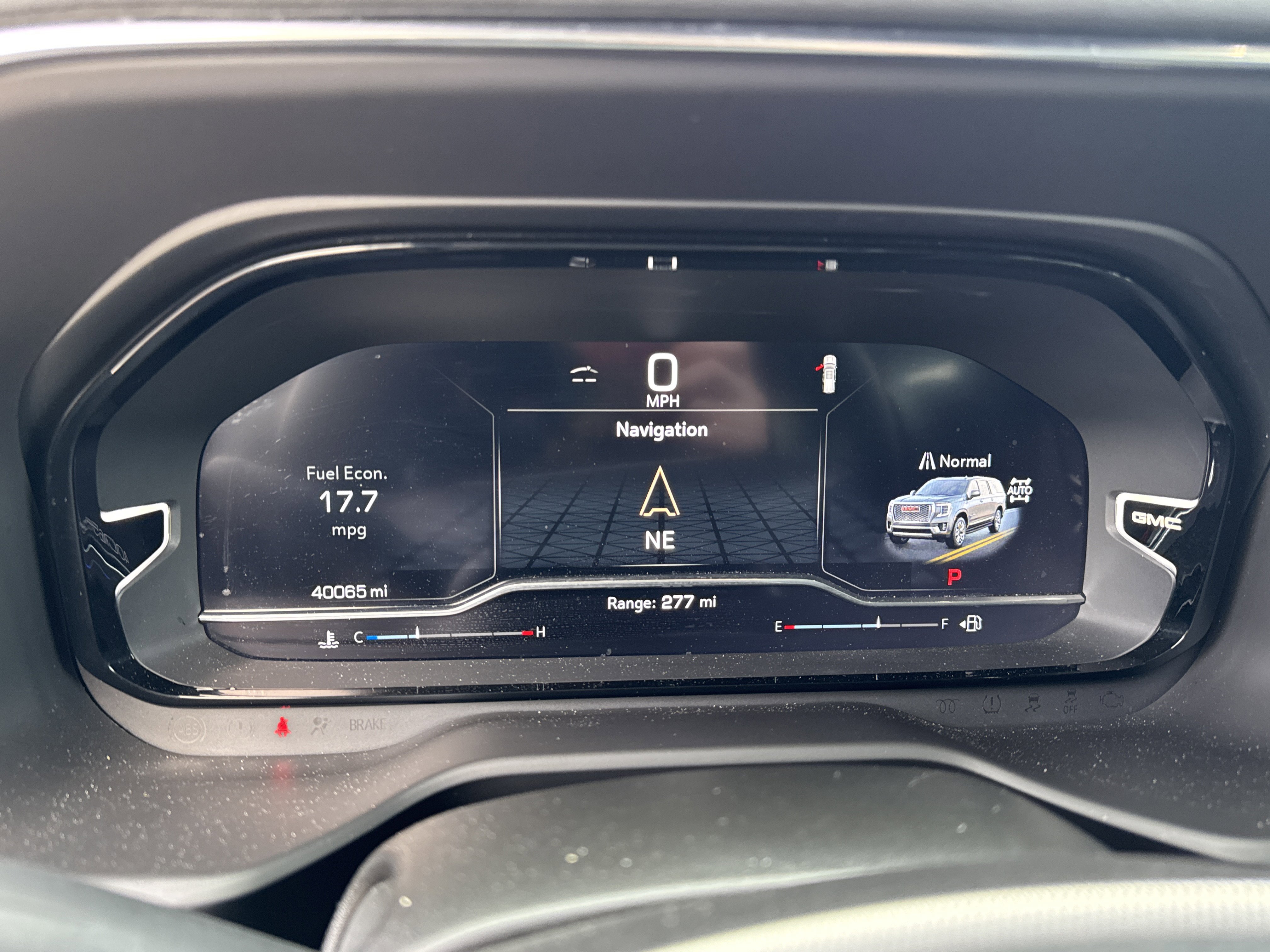 Used 2024 GMC Yukon XL Denali image 19