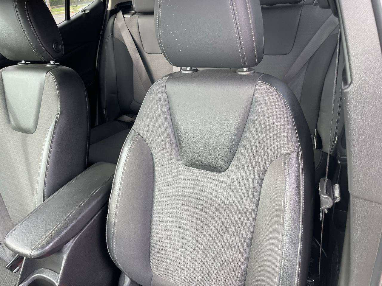 Used 2021 Buick Encore GX Preferred w/ Sport Touring Package AWD/4WD image 38
