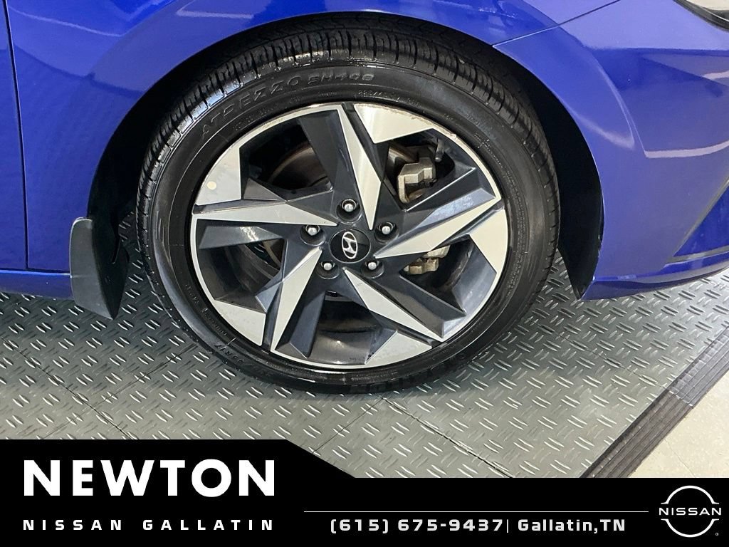 Used 2023 Hyundai Elantra SEL w/ Convenience Package FWD image 46